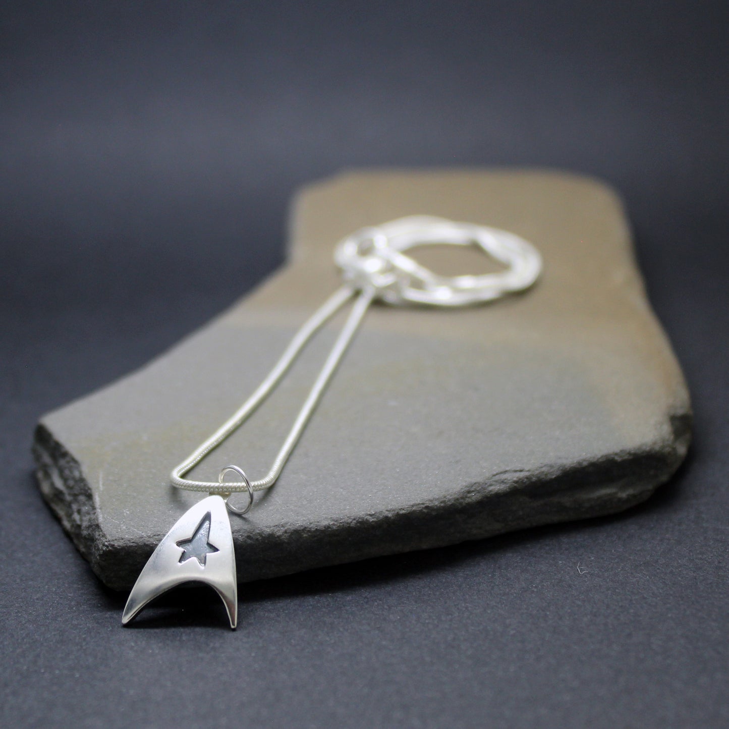 Star Trek Insignia Delta de la Flota Estelar colgante de plata 925