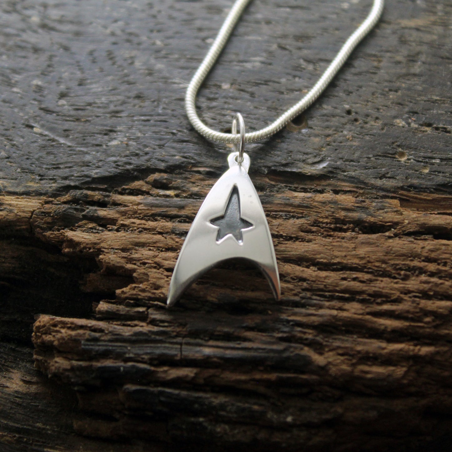 Star Trek Insignia Delta de la Flota Estelar colgante de plata 925