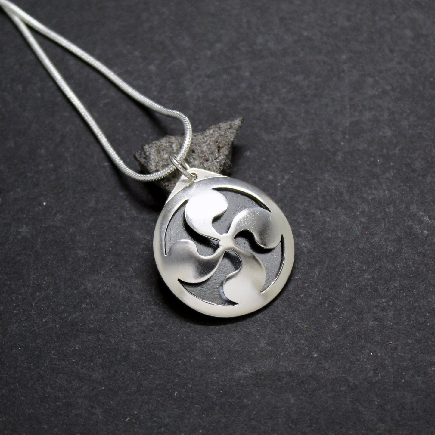 925 silver Lauburu pendant