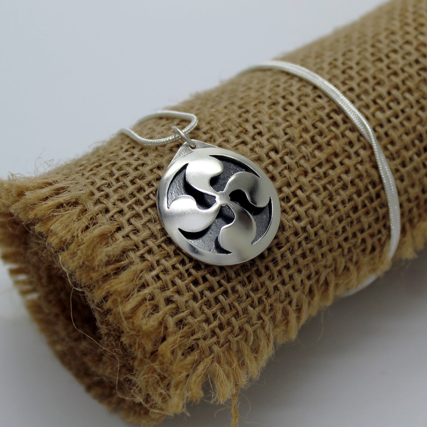 925 silver Lauburu pendant