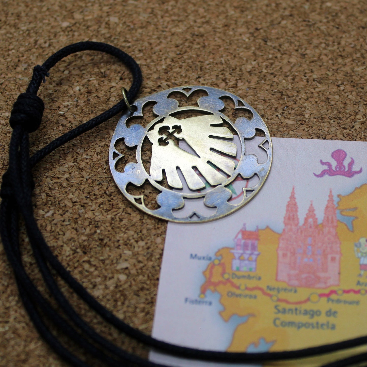 Shell medallion of the Camino and Cross of Santiago openwork in brass
