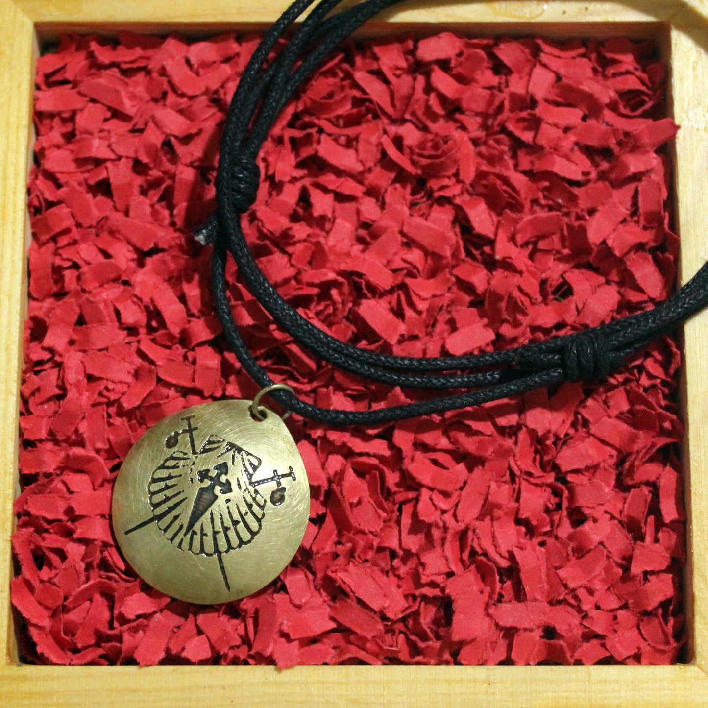 Symbols of the Camino de Santiago, convex brass pendant