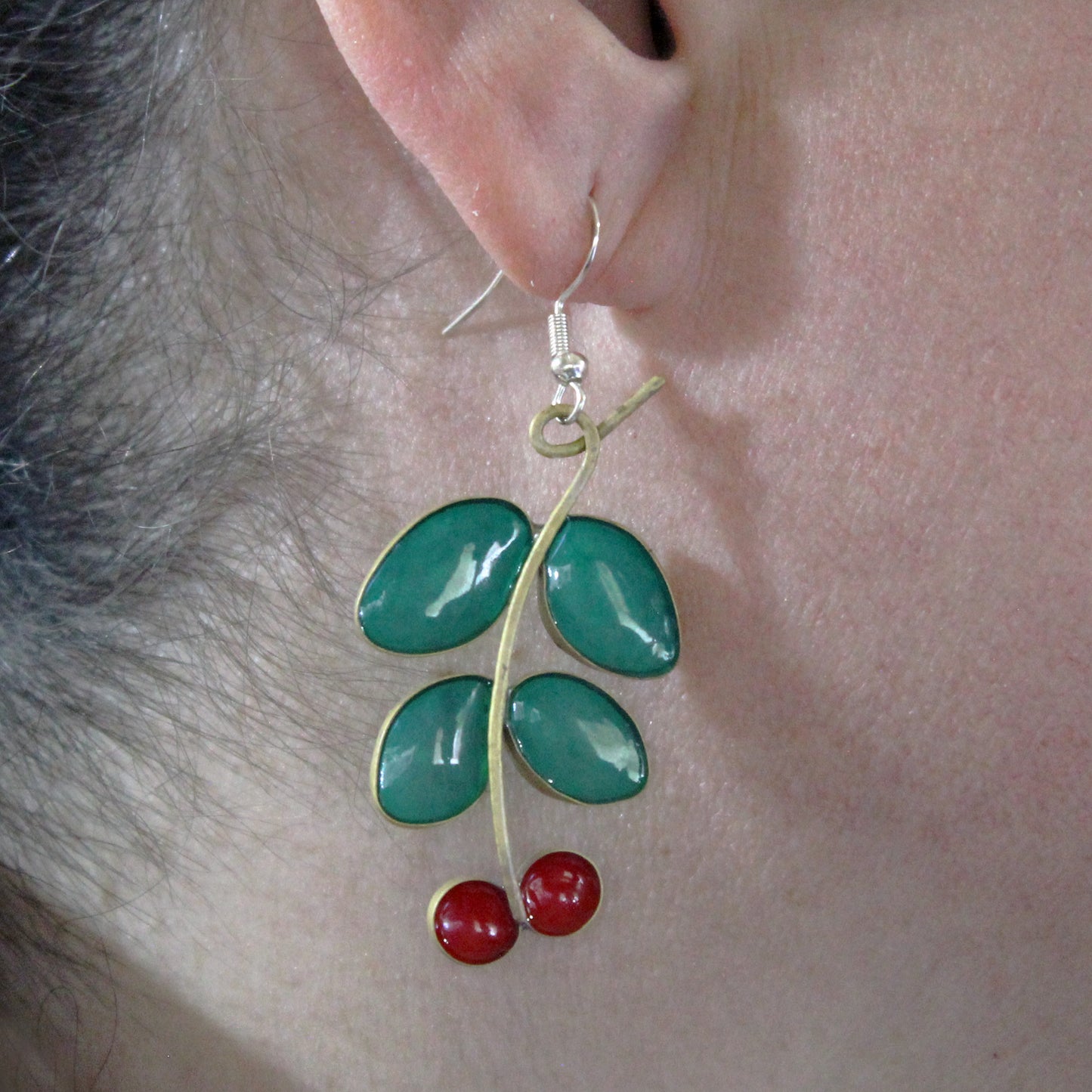Pendientes Frutos Rojos de latón y resina UV