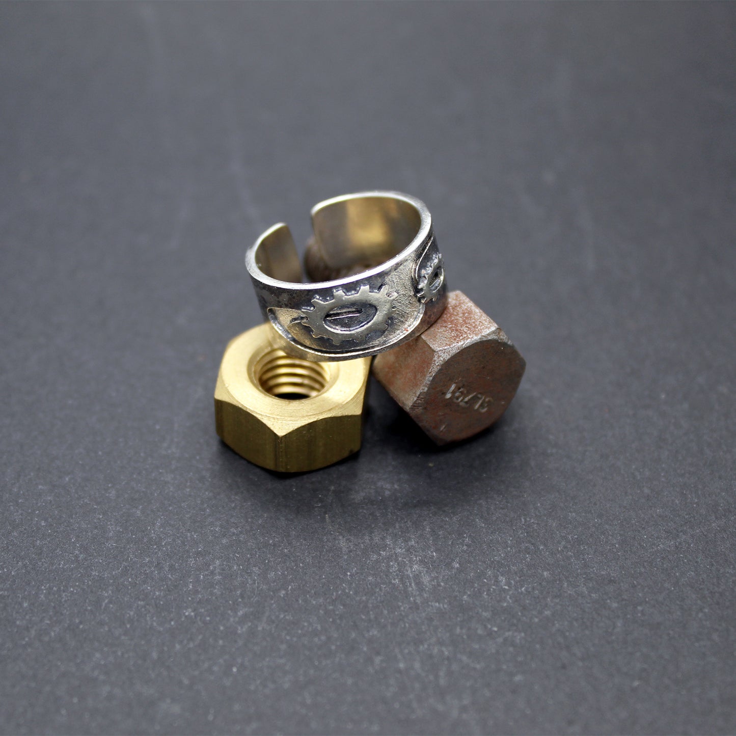 Anillo N Mundos en plata 925