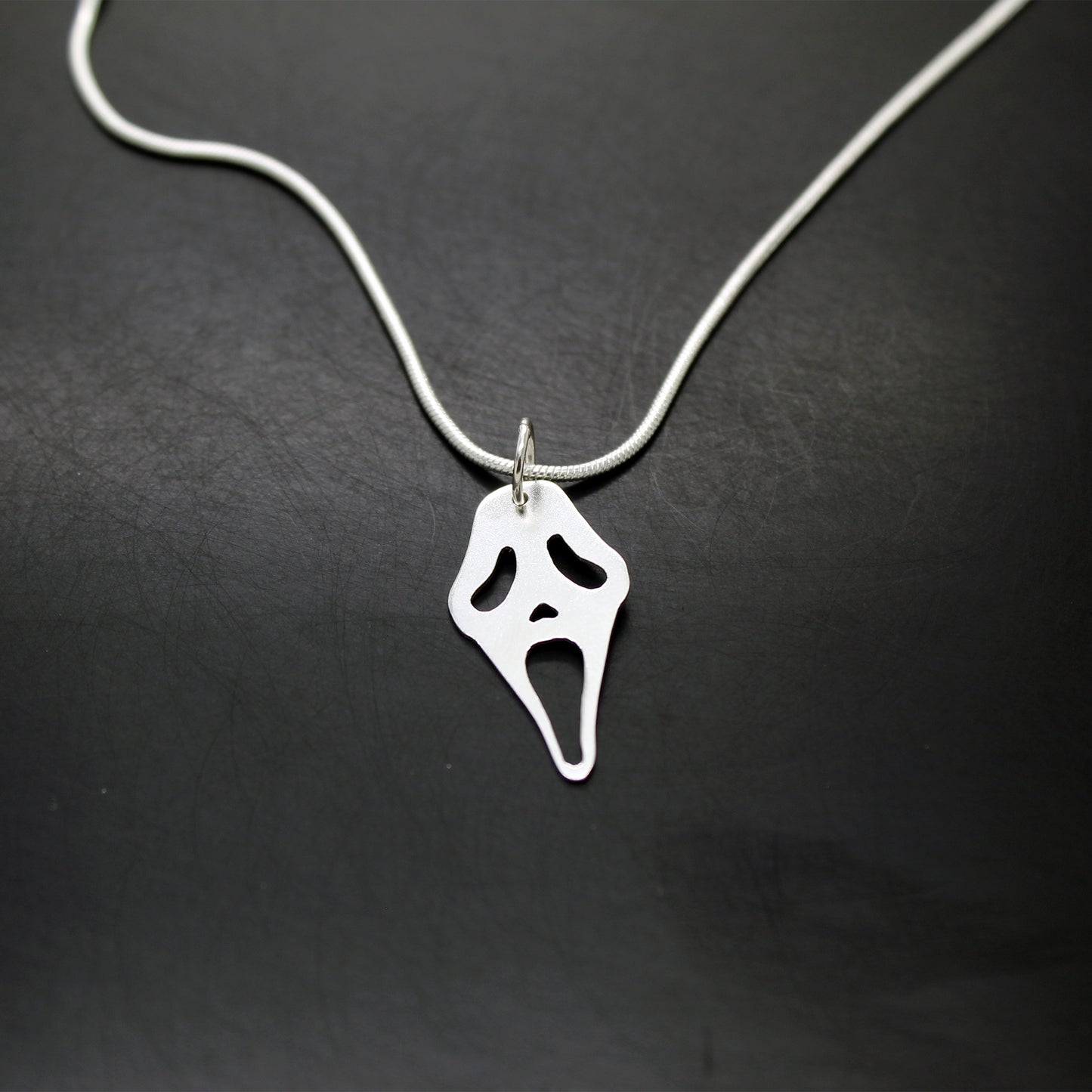 Ghostface Scream mask pendant in 925 silver
