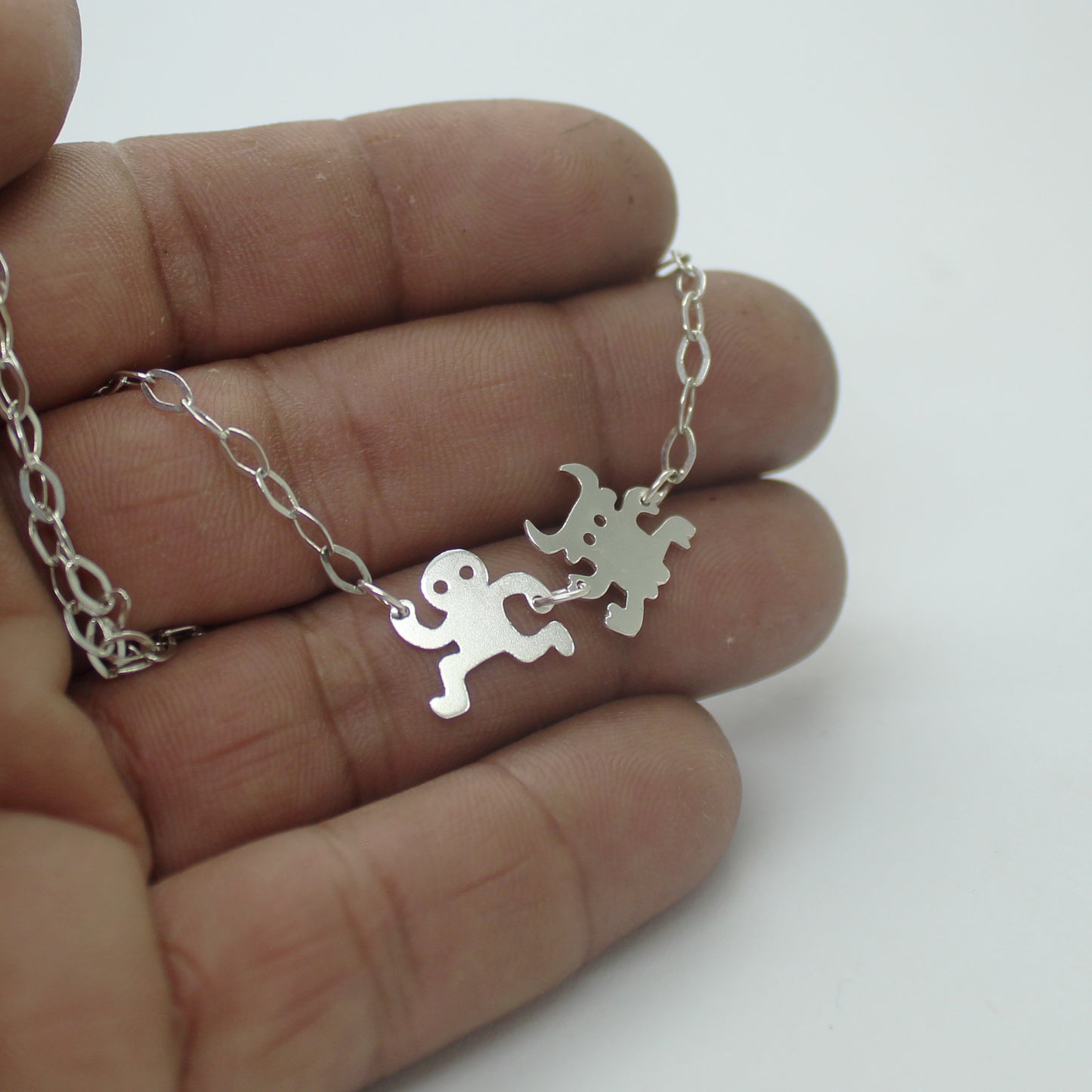 Gargantilla Encierrillo de plata 925 by Mikel Urmeneta