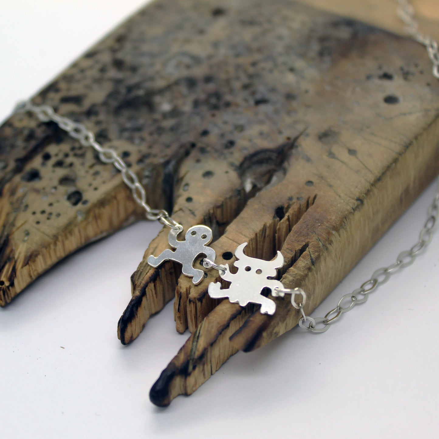 Gargantilla Encierrillo de plata 925 by Mikel Urmeneta