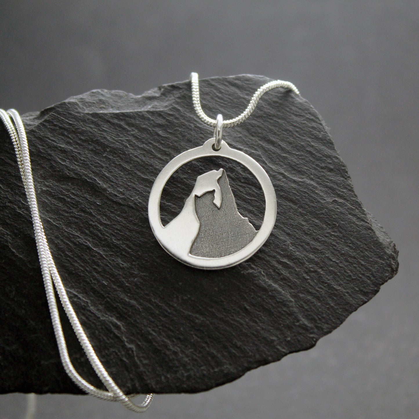 Colgante Naranjo de Bulnes, Picu Urriellu en plata 925