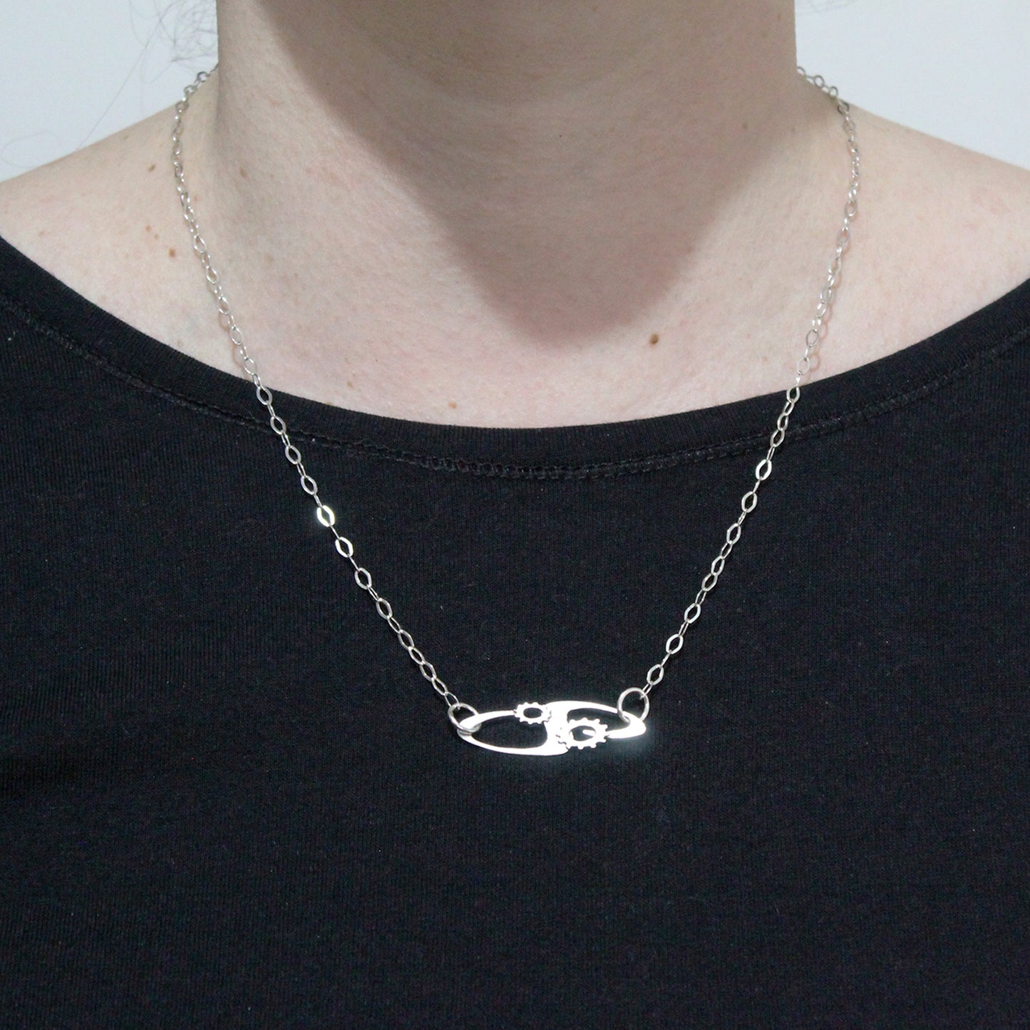 Collar N Mundos en plata 925