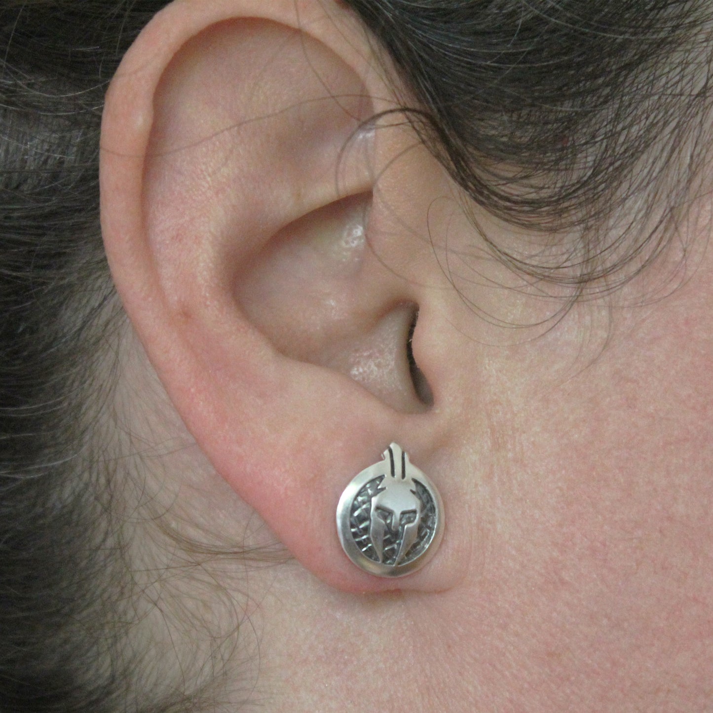 Assassin's Creed Odyssey inspiration earrings in 925 silver