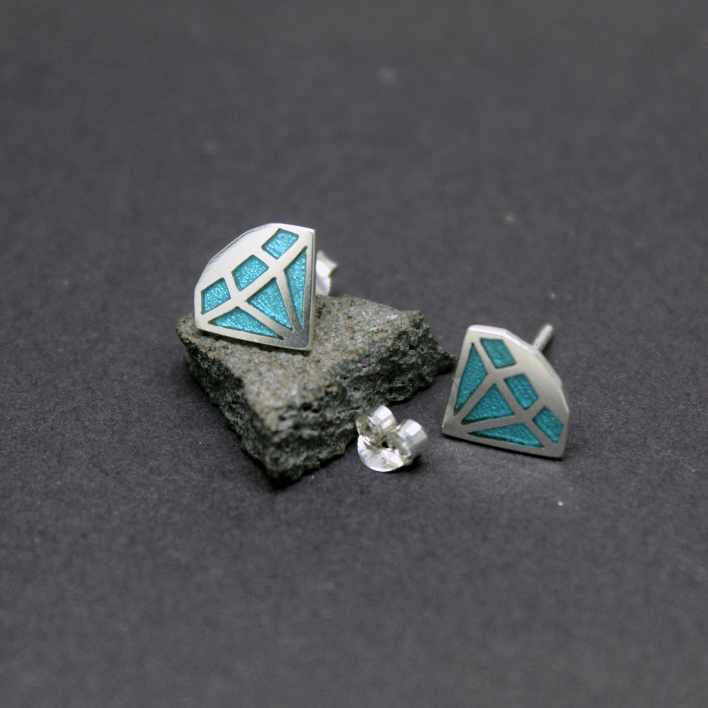 Blue diamonds earrings in 925 silver and UV resin