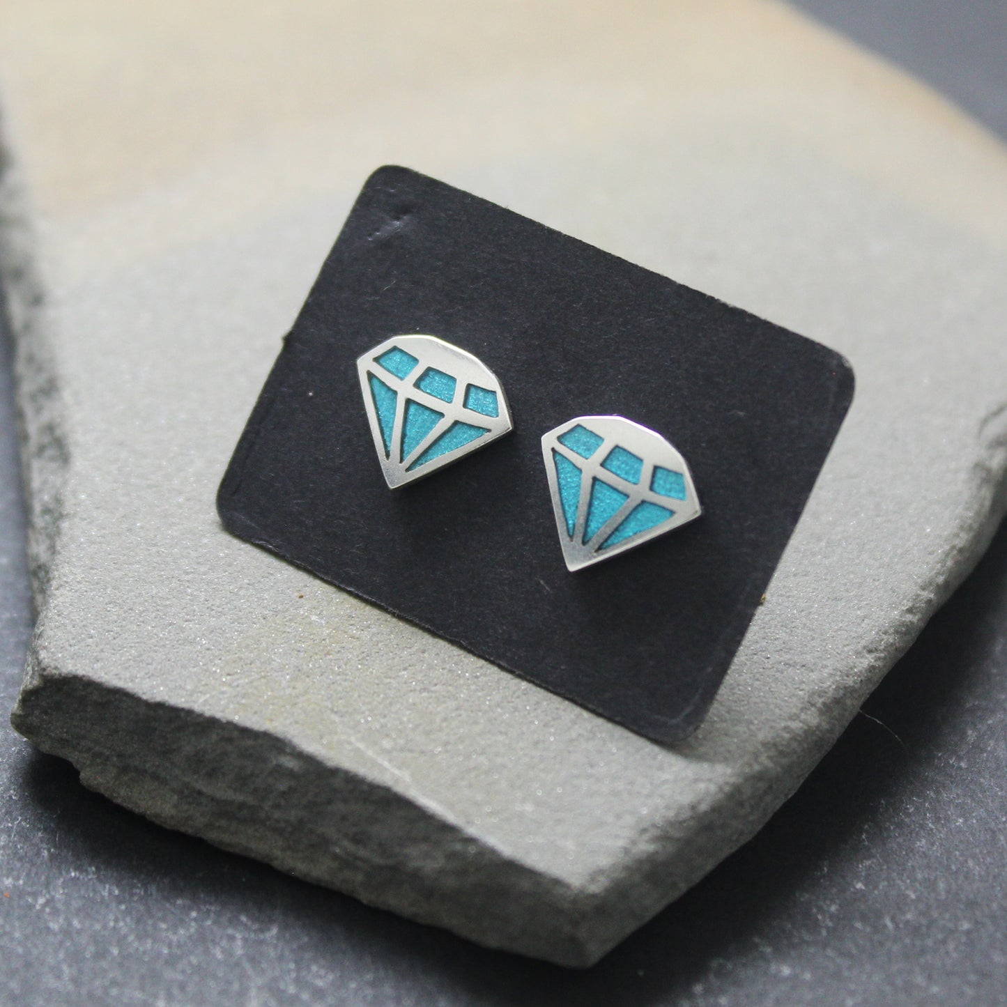 Blue diamonds earrings in 925 silver and UV resin