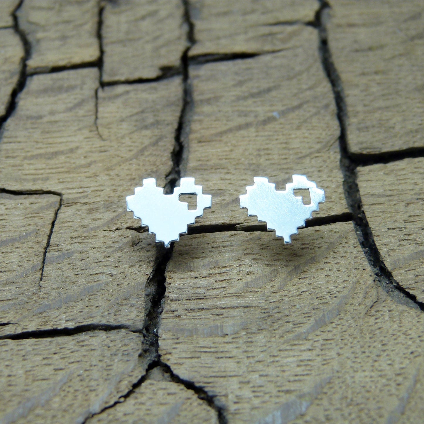 Pendientes 8 Bits Corazones de plata 925
