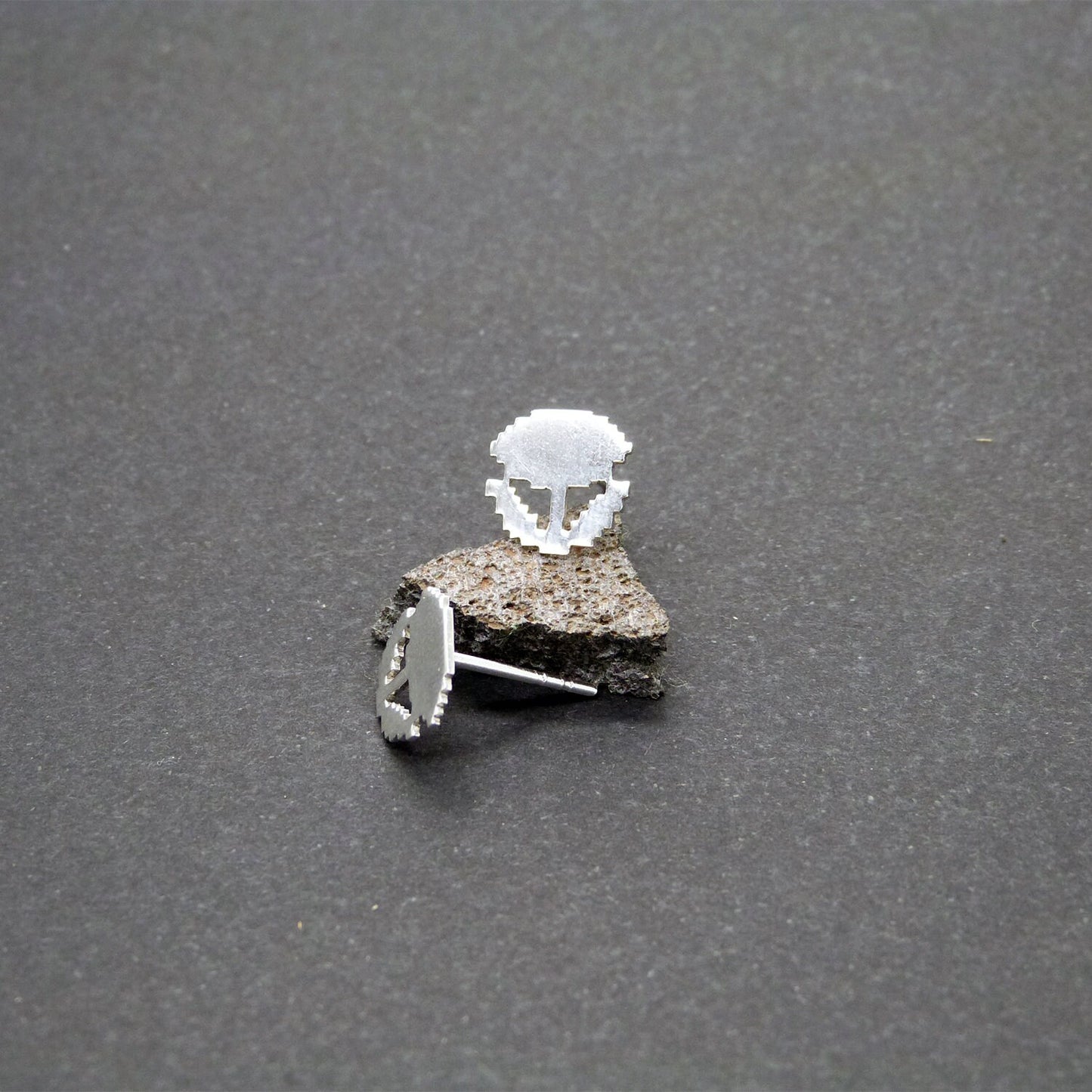 925 silver 8-bit fire flower earrings