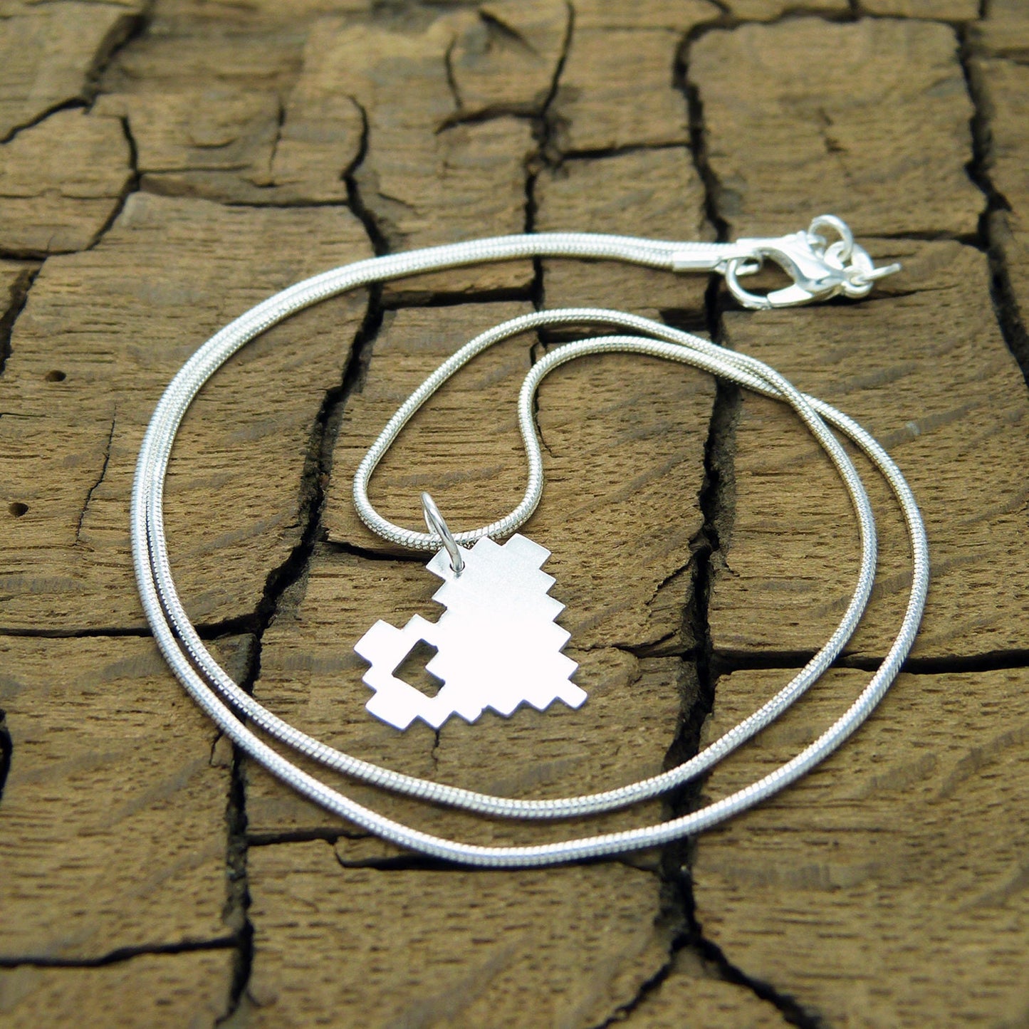 Gargantilla Corazón 8 bits de plata 925