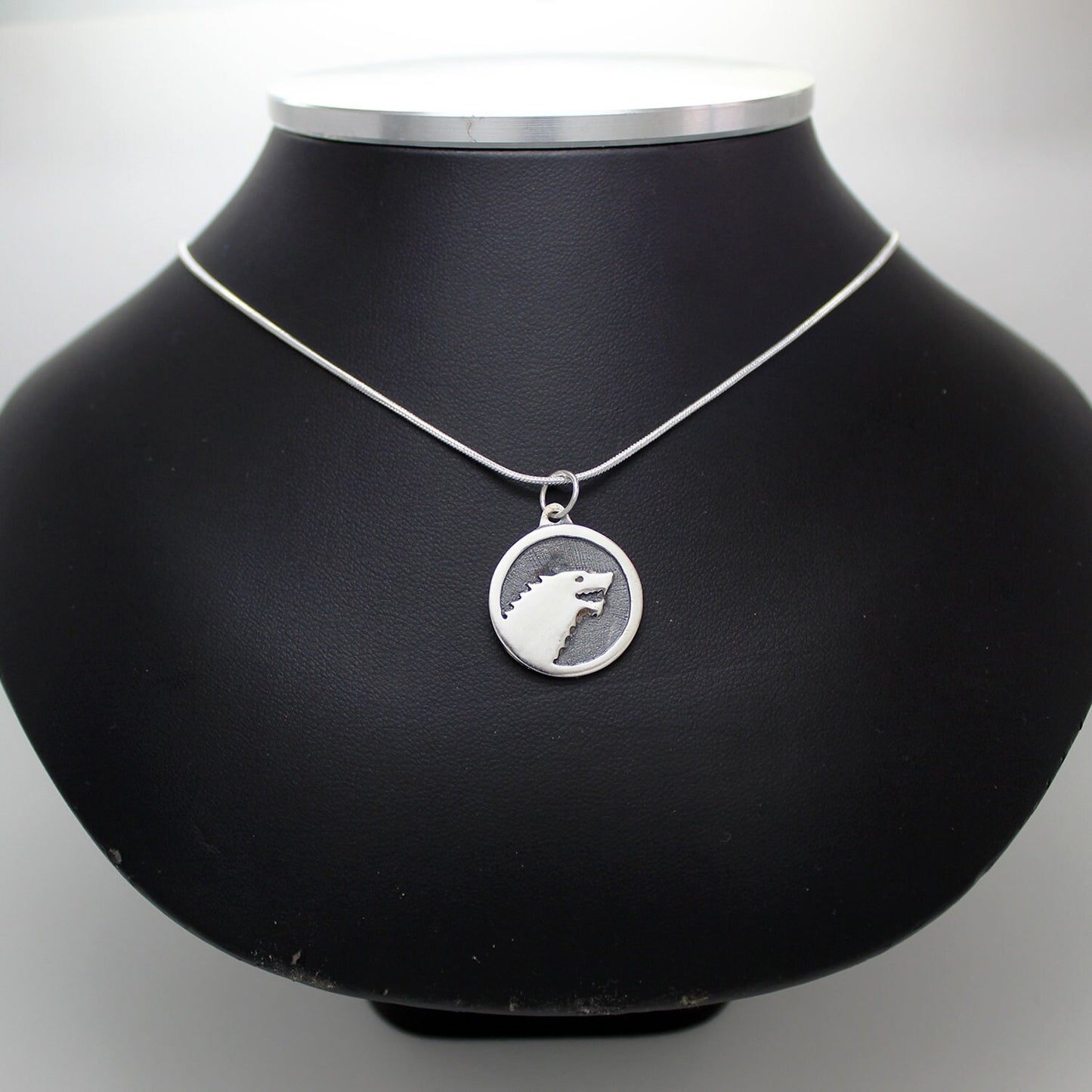 Wolf of the house Stark pendant in 925 silver