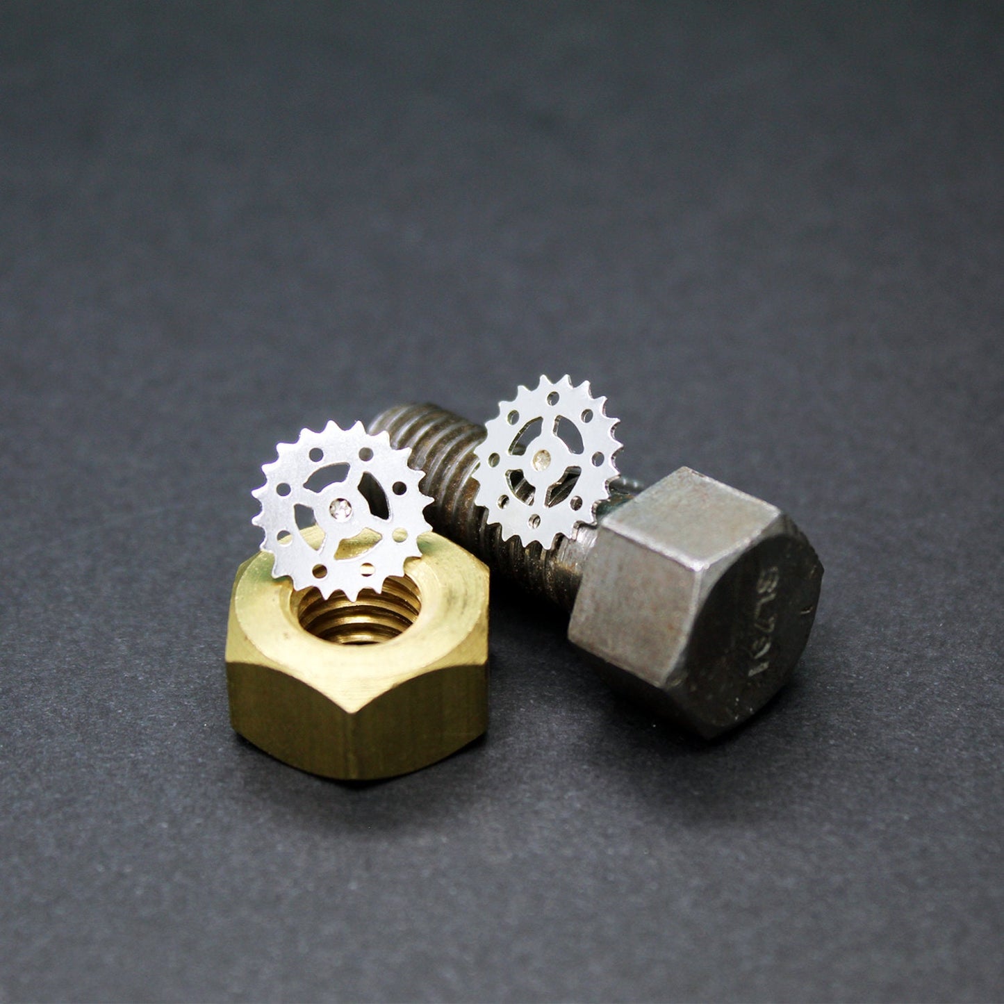 Pendientes Engranajes N Mundos en plata 925.