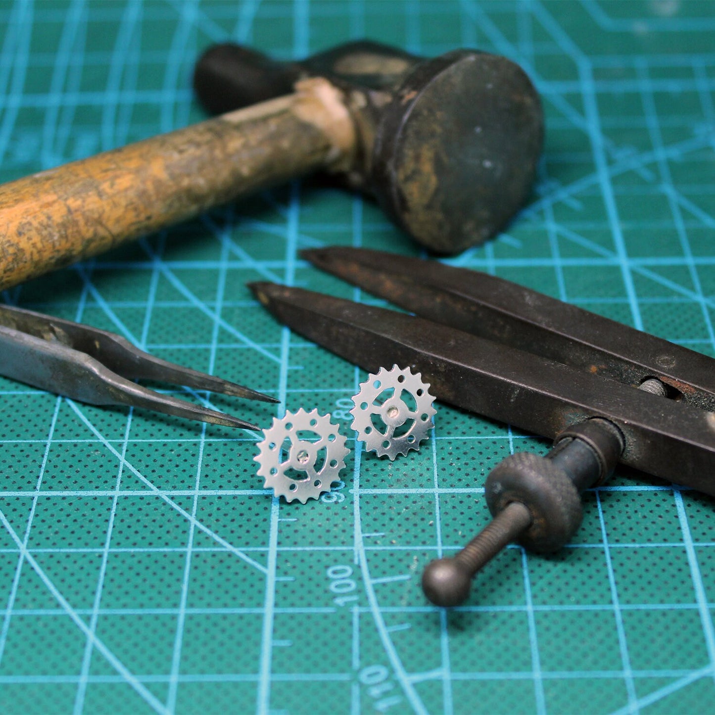 Pendientes Engranajes N Mundos en plata 925.