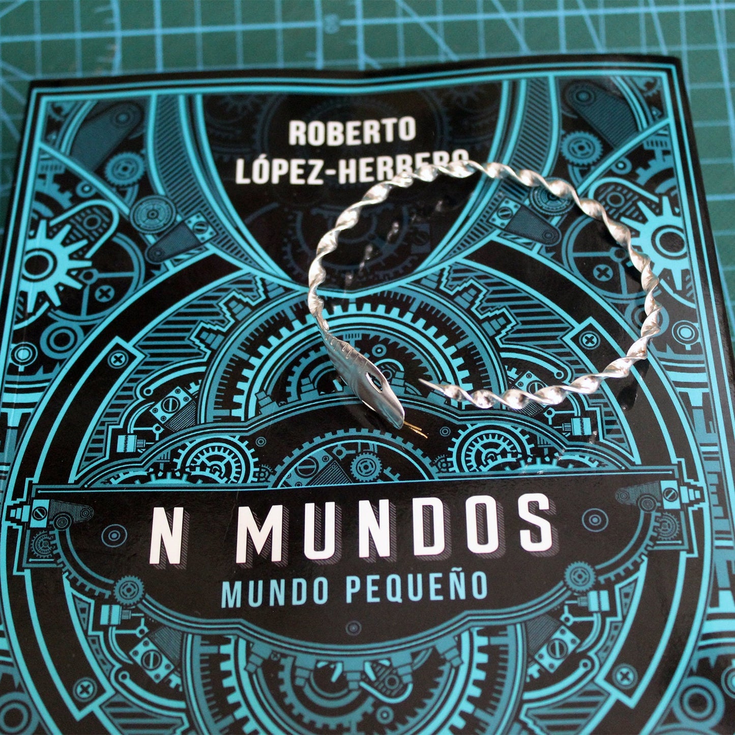 Brazalete Serpiente N Mundos en plata 925