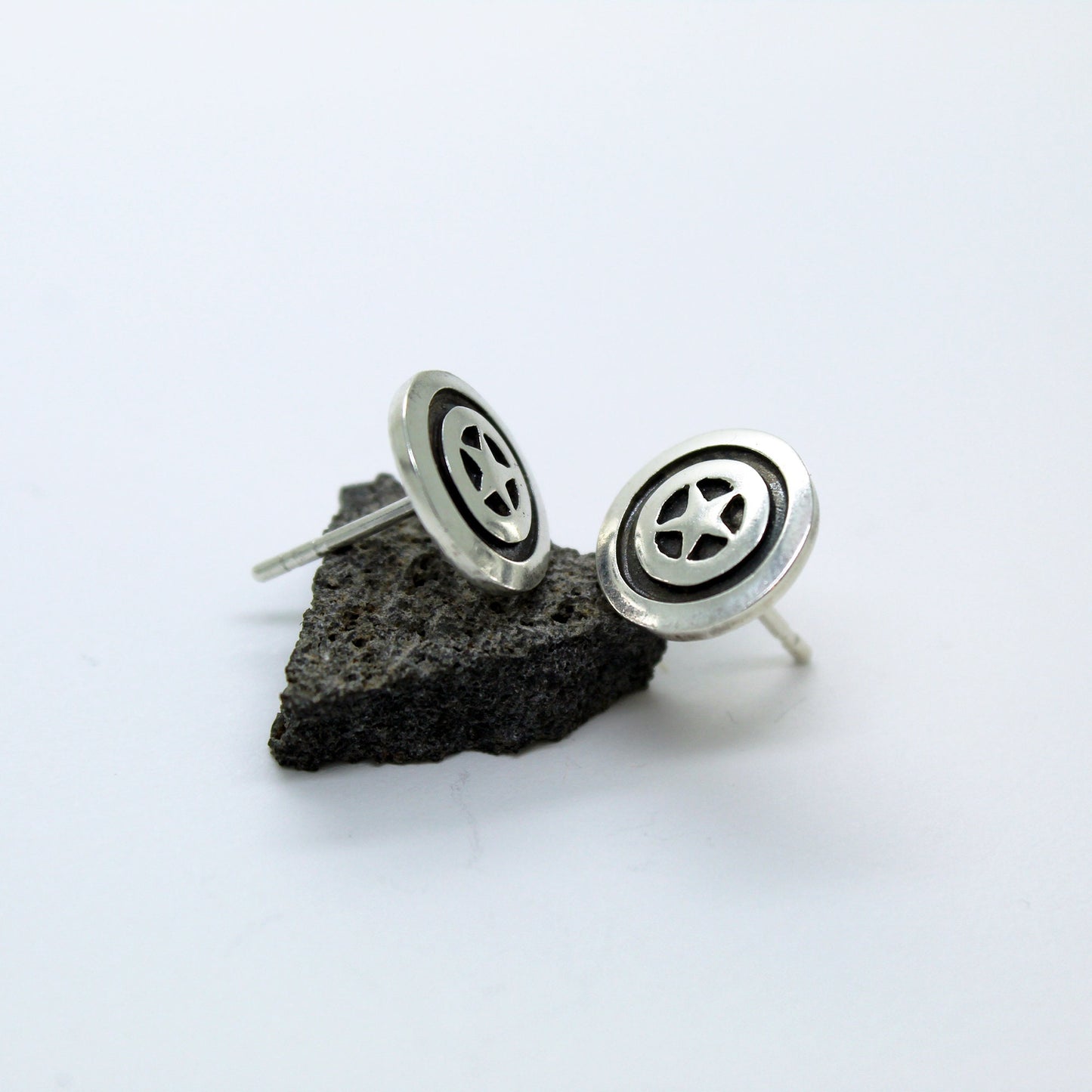 Captain America shield earrings in 925 silver