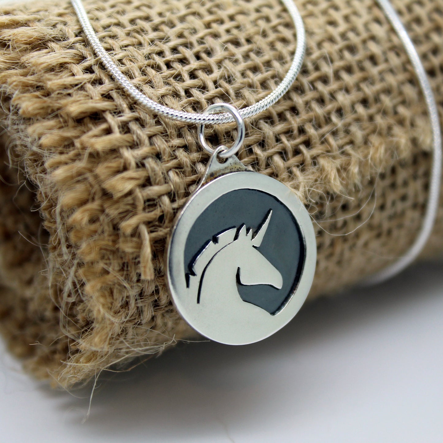 Colgante Unicornio Punk de plata 925
