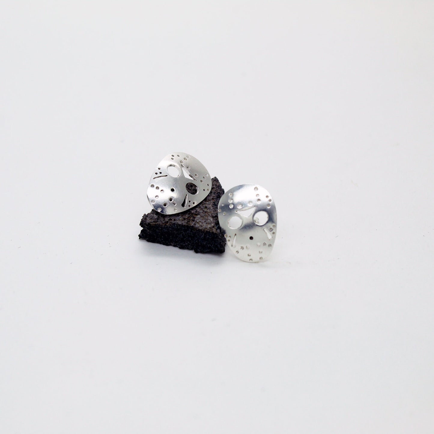 Jason Voorhees Hockey Mask Earrings Friday the 13th in 925 silver