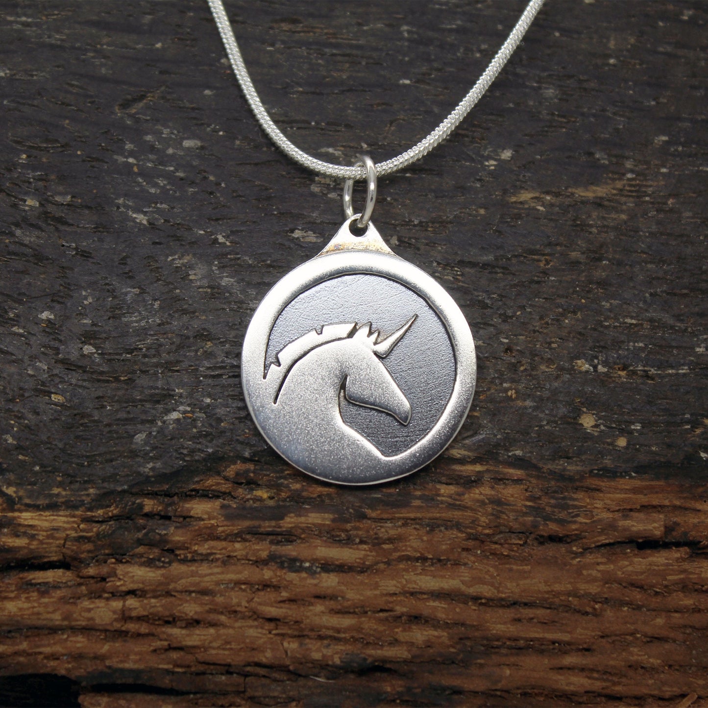 Colgante Unicornio Punk de plata 925