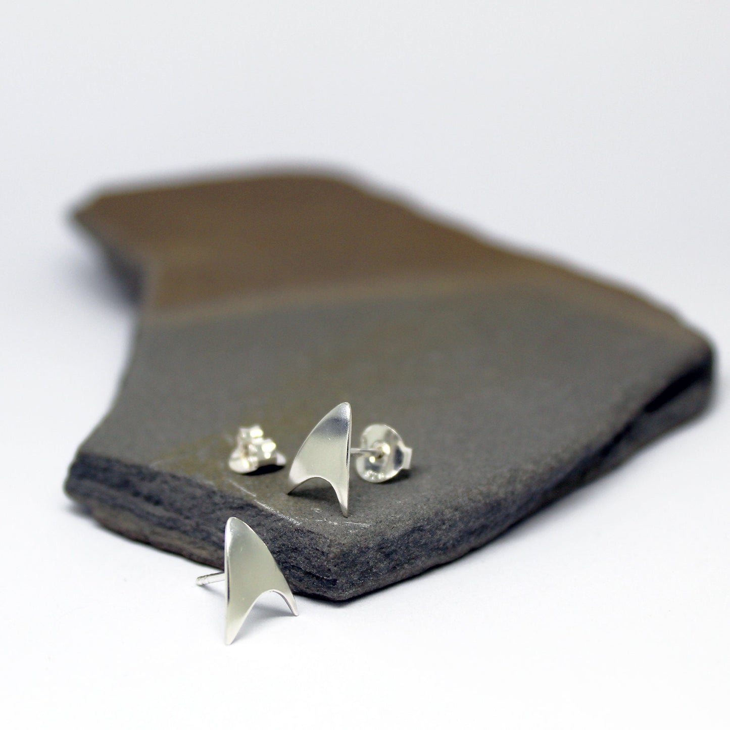 Star Trek Starfleet Delta Insignia 925 Silver Earrings