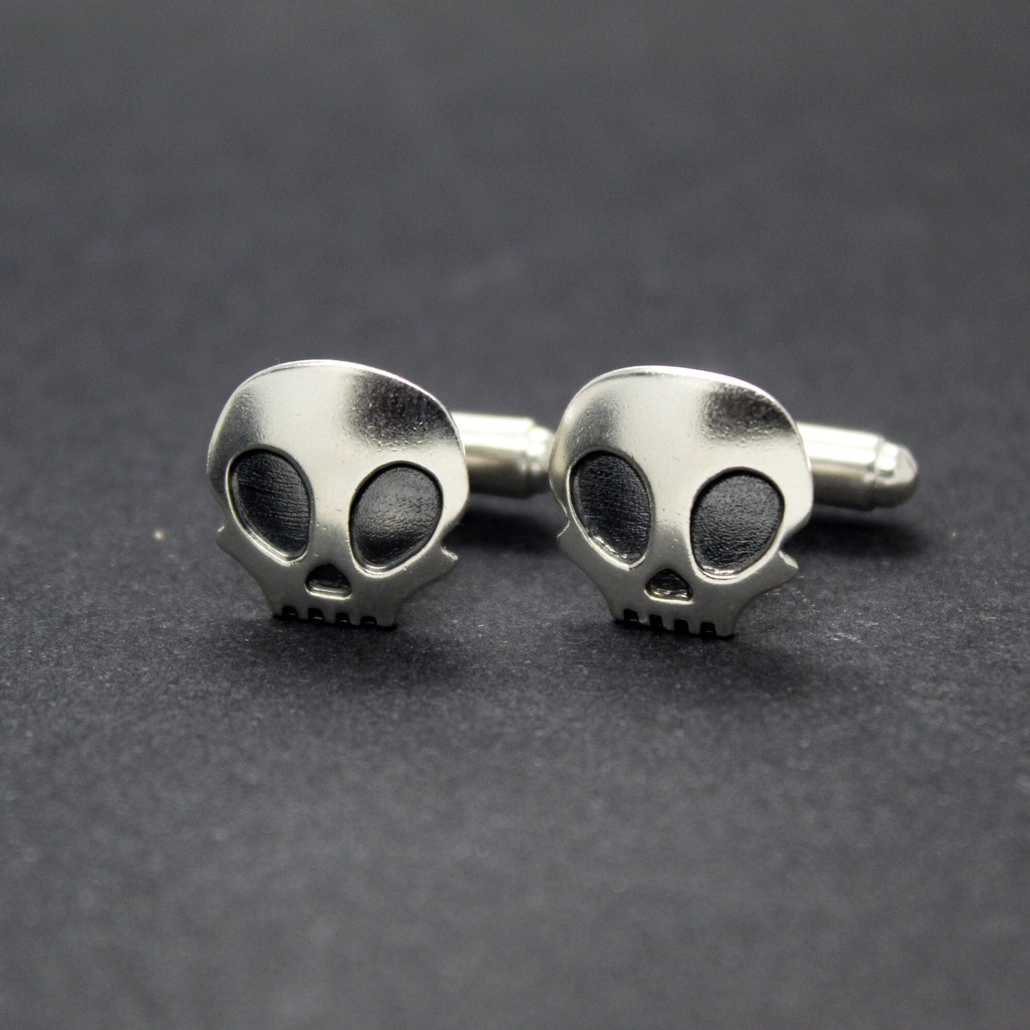 Calaveras gemelos de plata 925