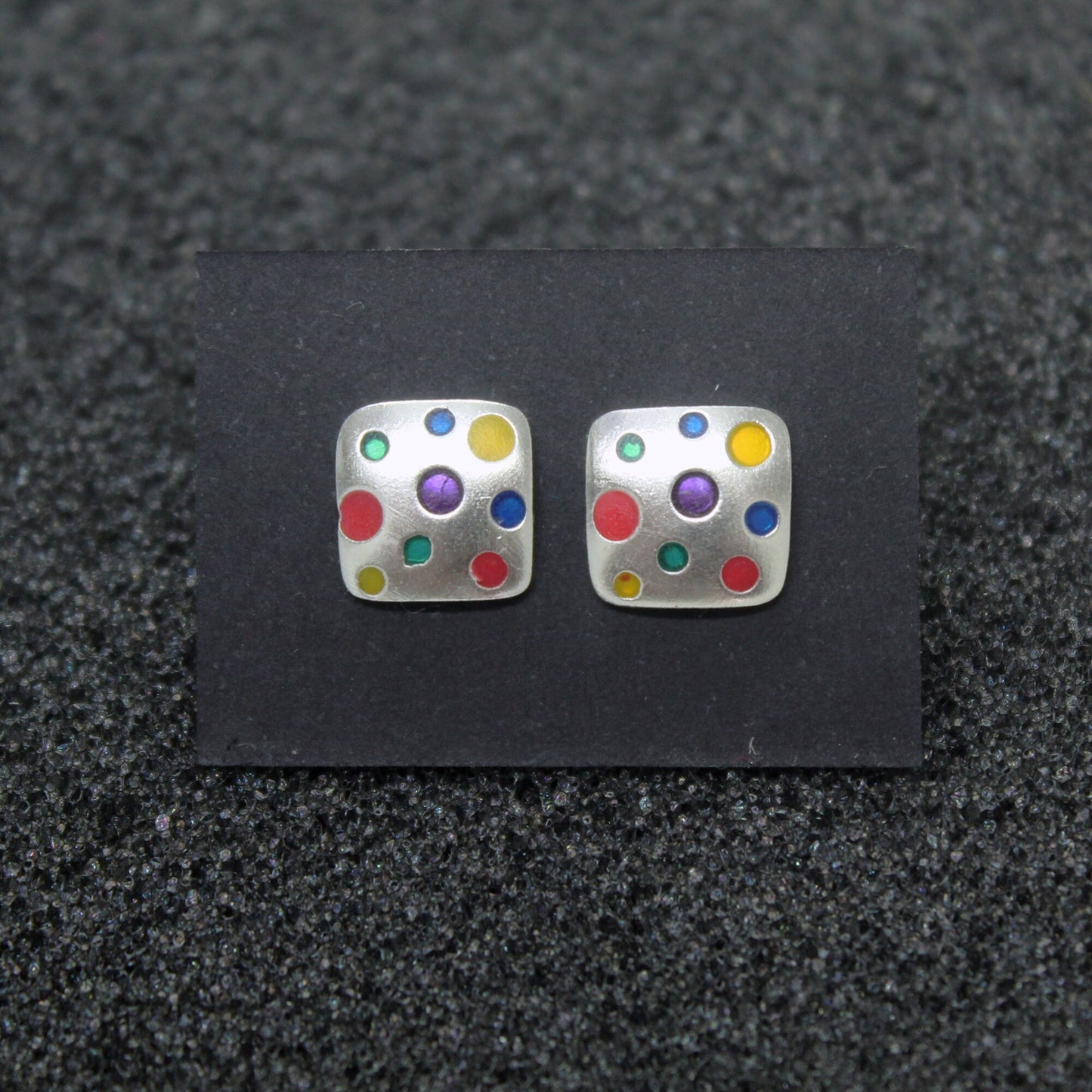 Pendientes cuadrados con colores en plata 925