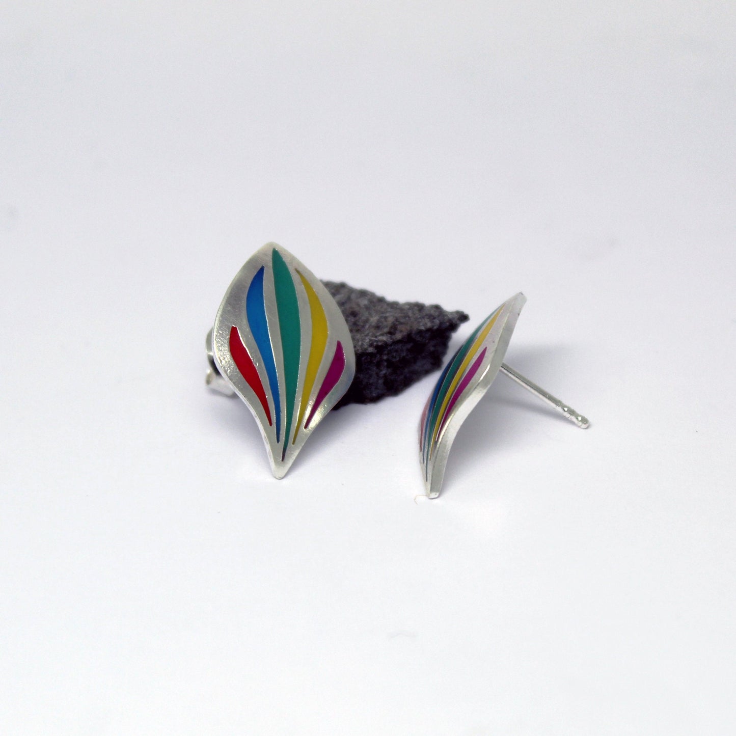 Llamas de colores pendientes en plata 925