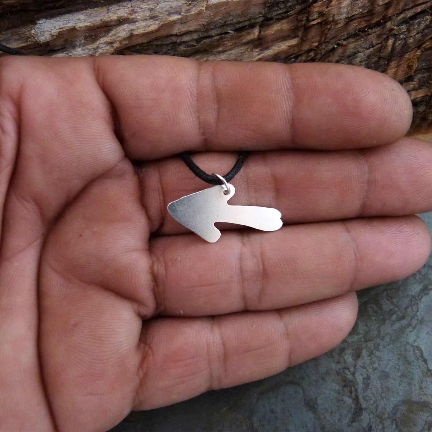 Silver pendant Arrow of the Camino de Santiago