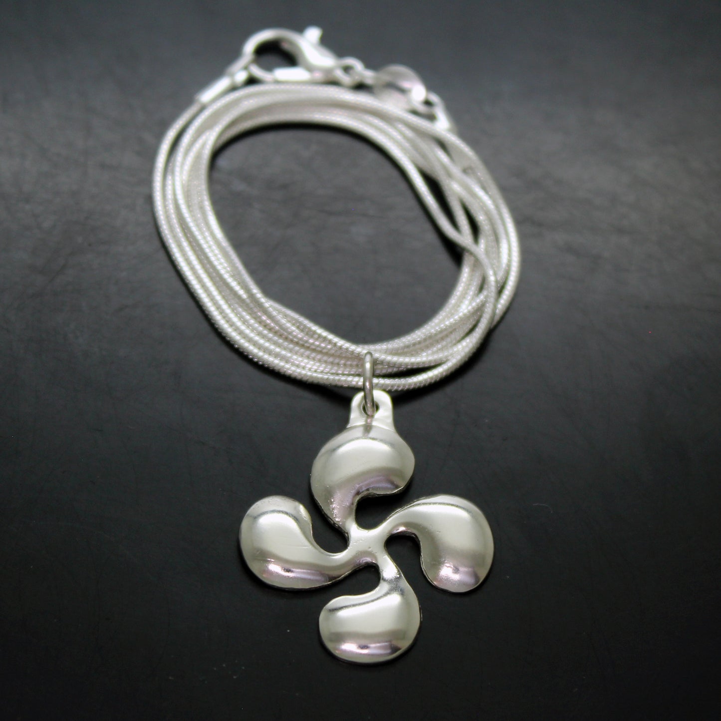 Colgante Lauburu de plata 925