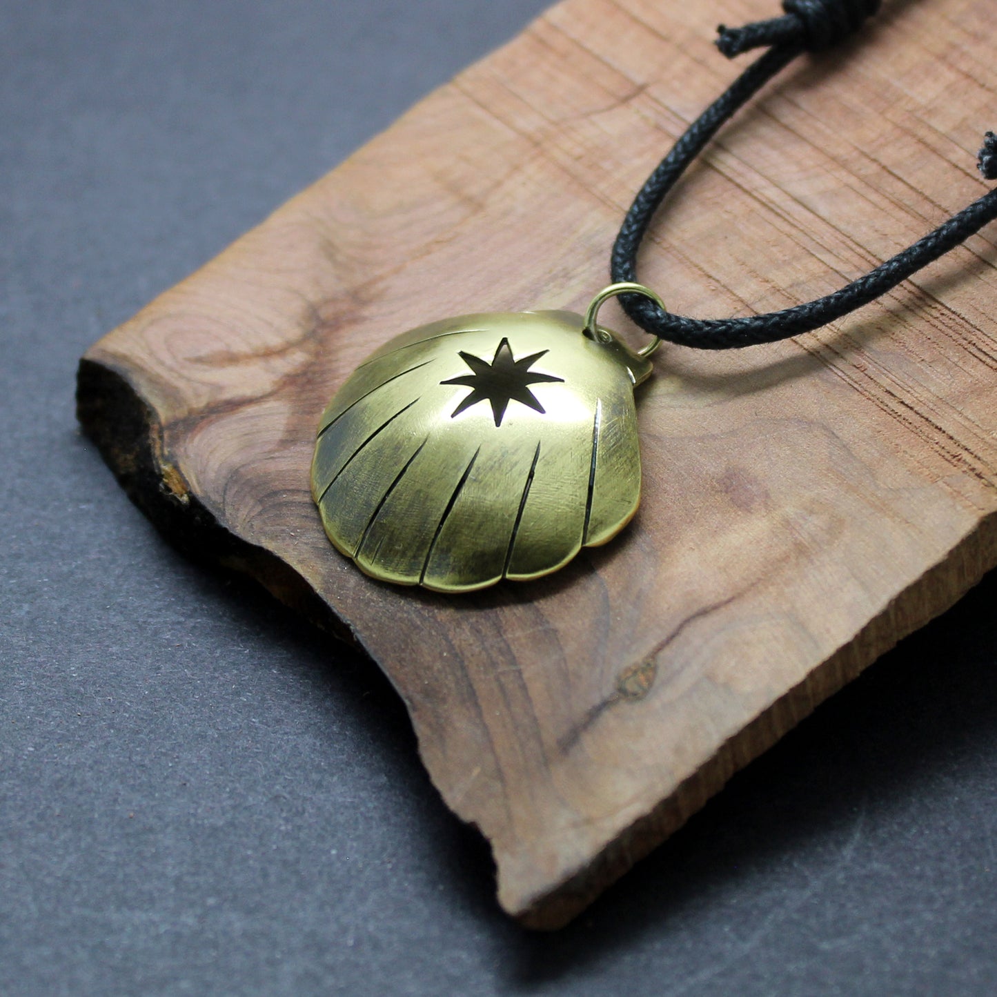Shell of the Camino de Santiago with Lizarra Star, brass pendant