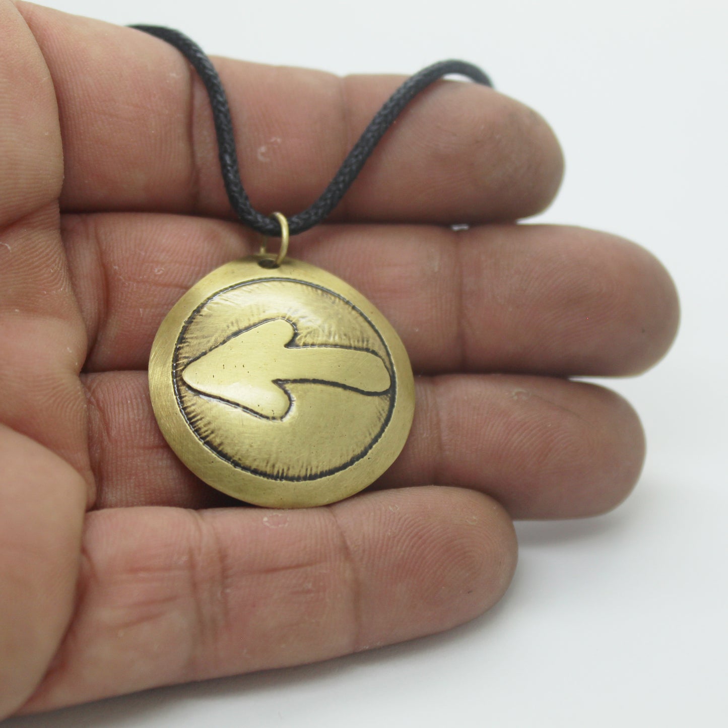 Arrow of the Camino de Santiago, brass pendant