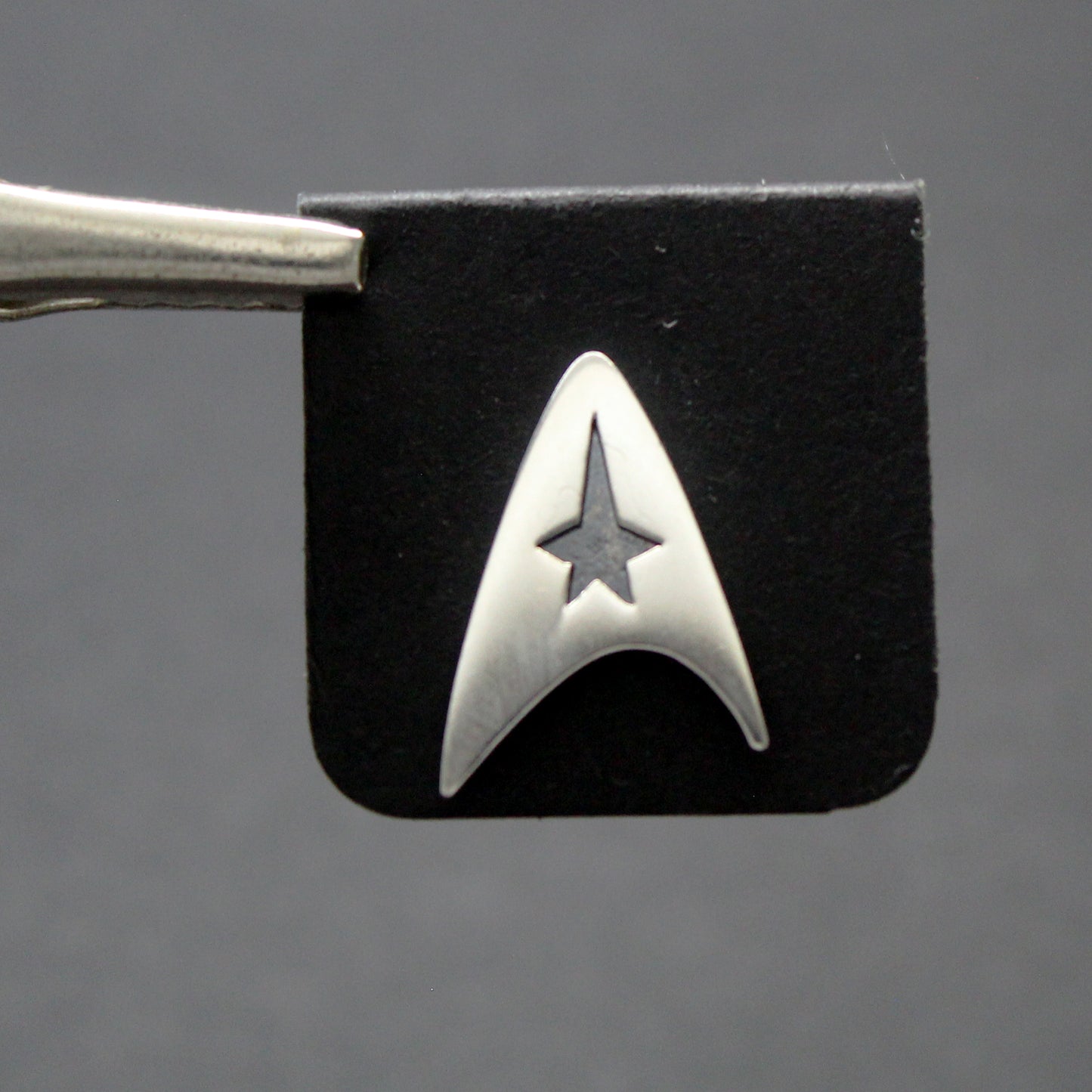 Star Trek Starfleet Delta Badge pin in 925 silver