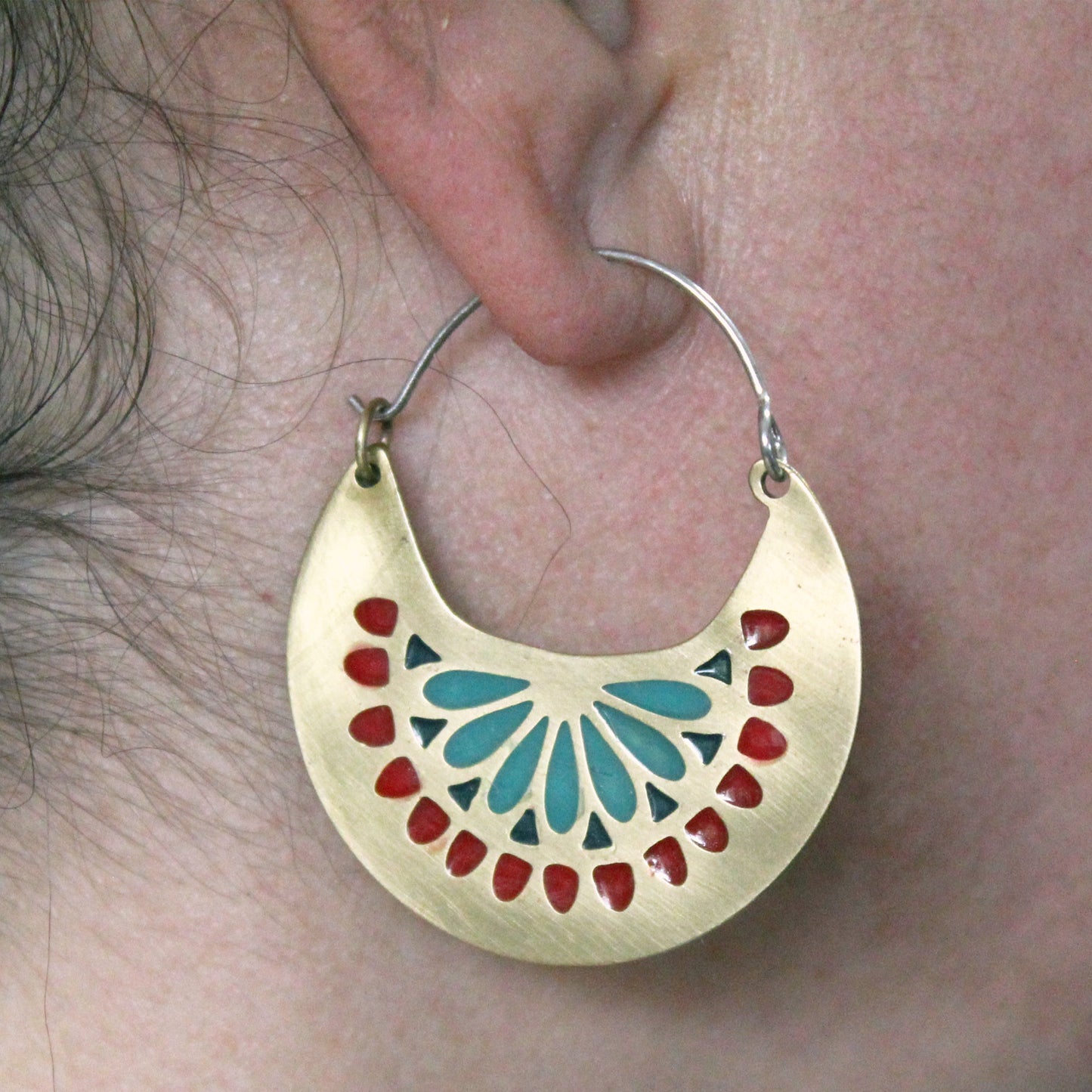 Pendientes de latón y plata 925 "Mandala Aurora" con incrustaciones de resina UV