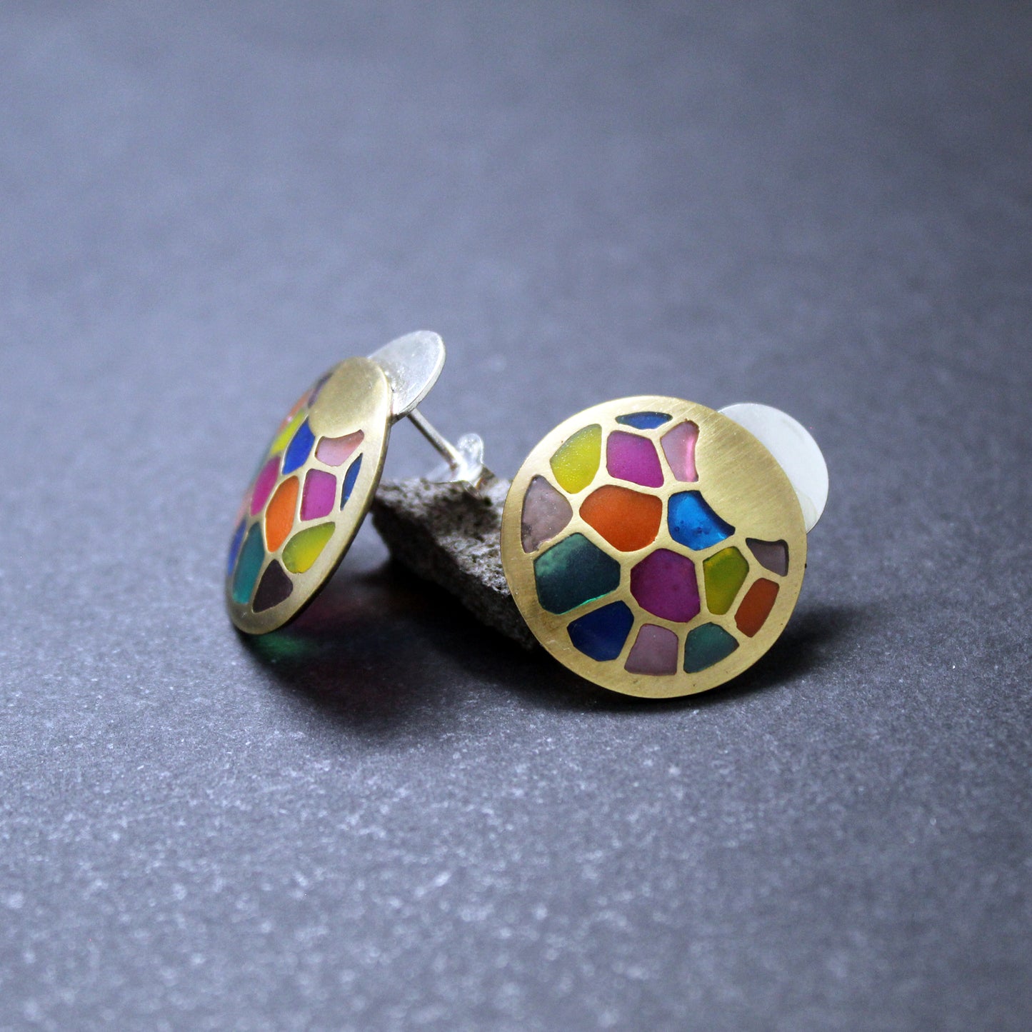 Pendientes vidriera multicolor en plata 925 y latón