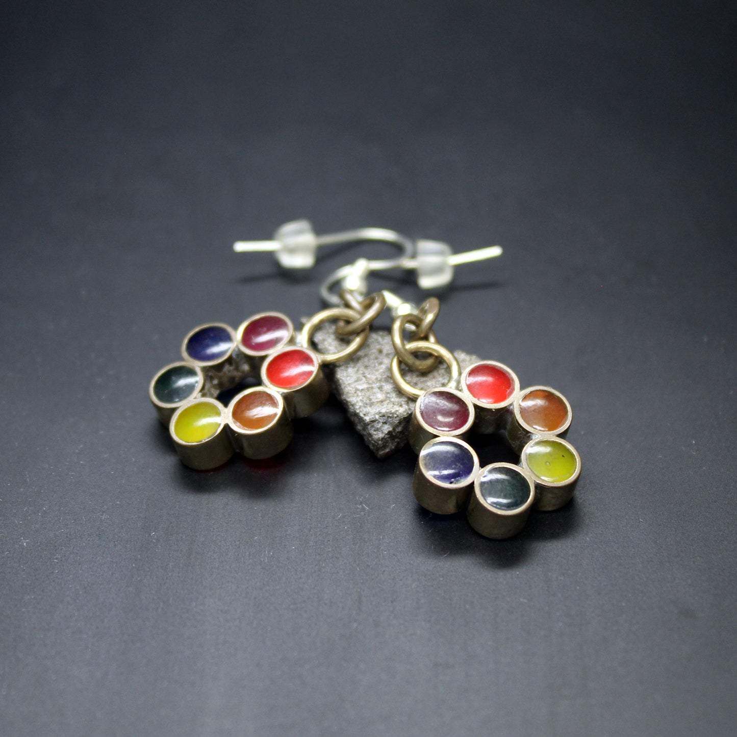 Pendientes "Grafito Multicolor" de latón y plata 925