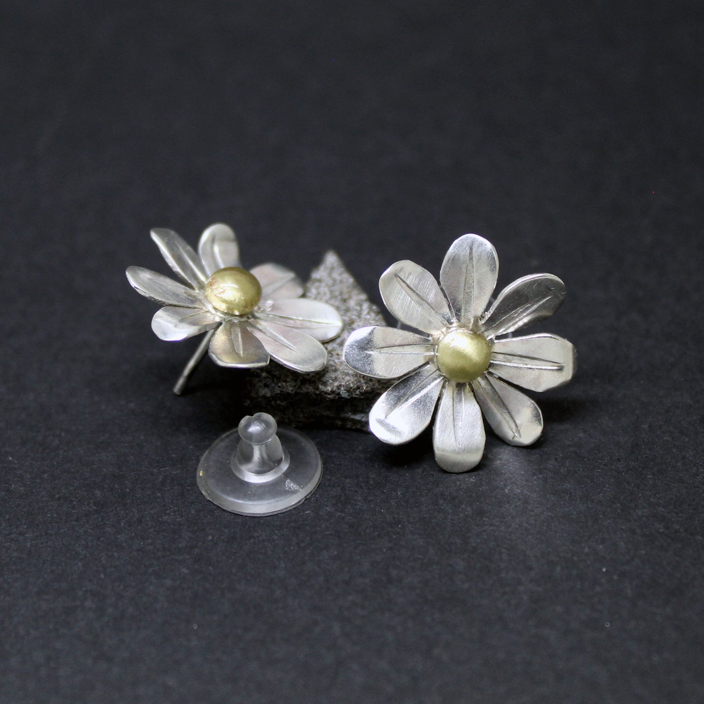Pendientes Margaritas de plata 925 y latón