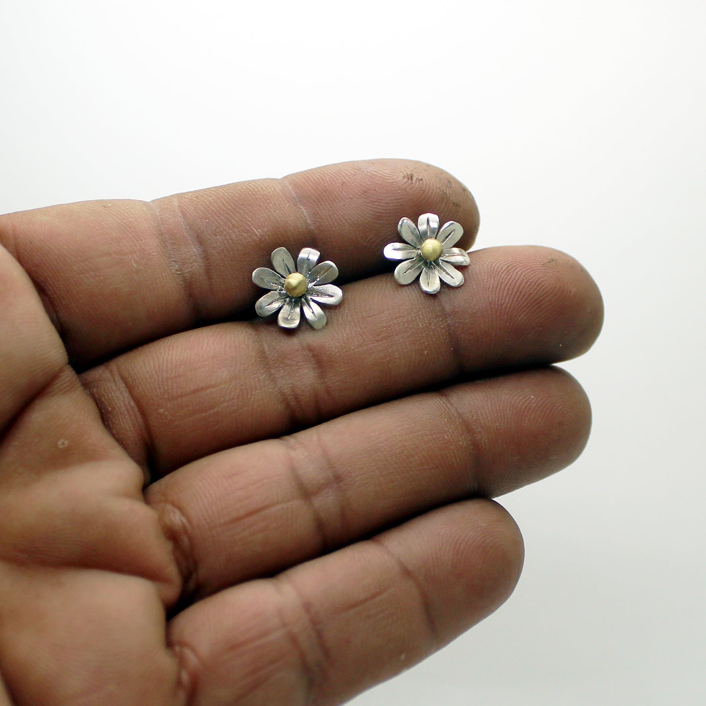 Pendientes Mini Margaritas de plata 925 y latón
