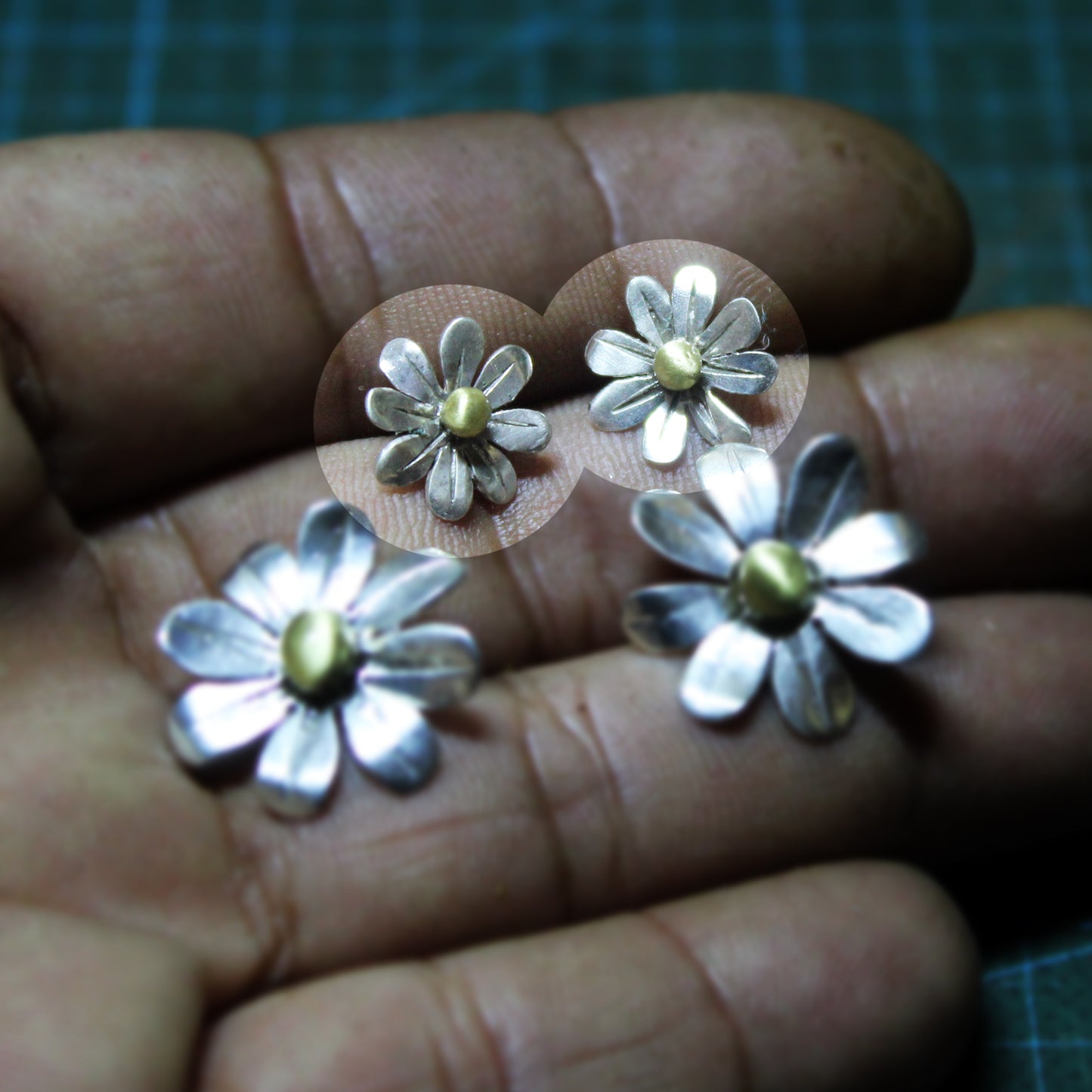 Pendientes Mini Margaritas de plata 925 y latón