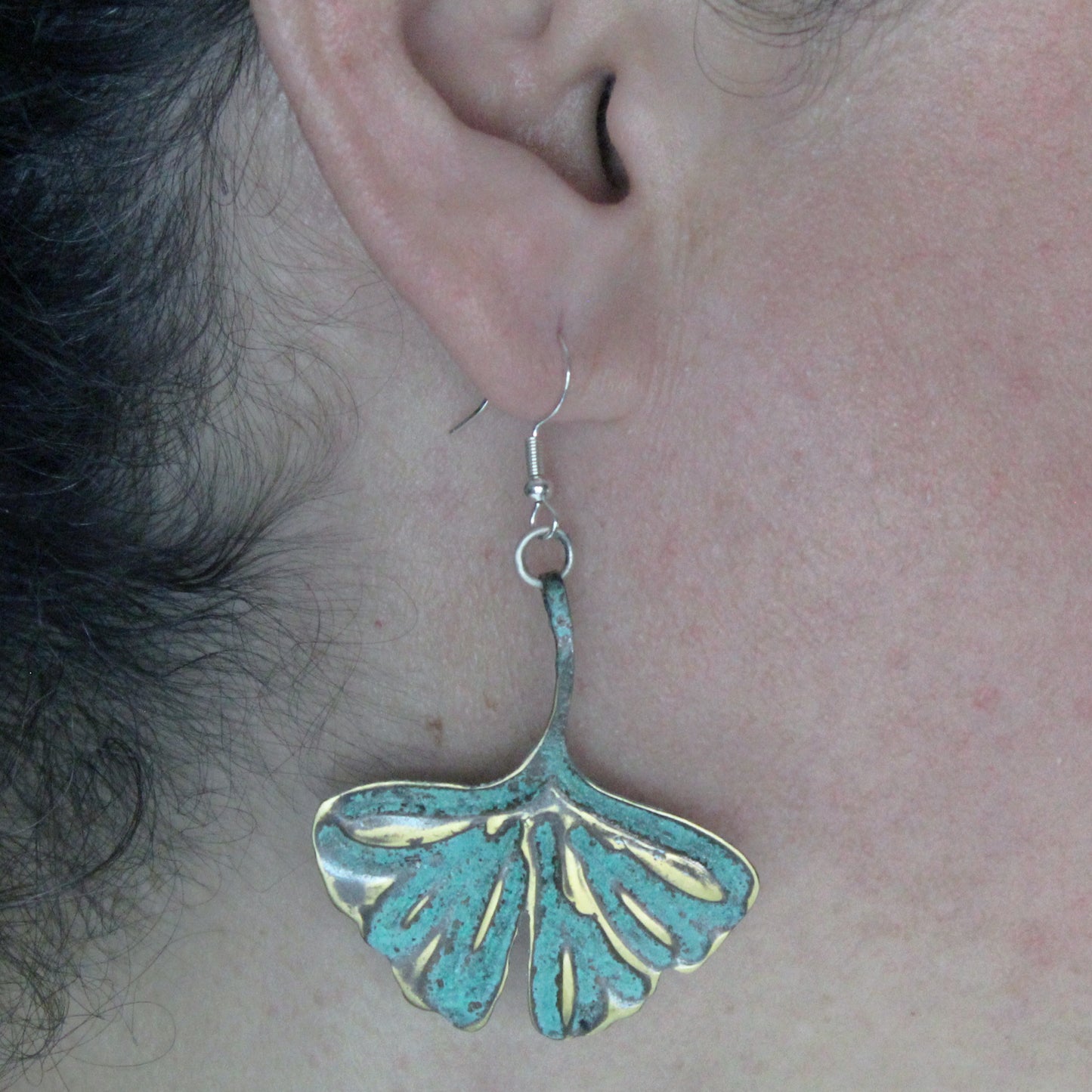 Pendientes hoja de Ginkgo Biloba en latón y plata 925