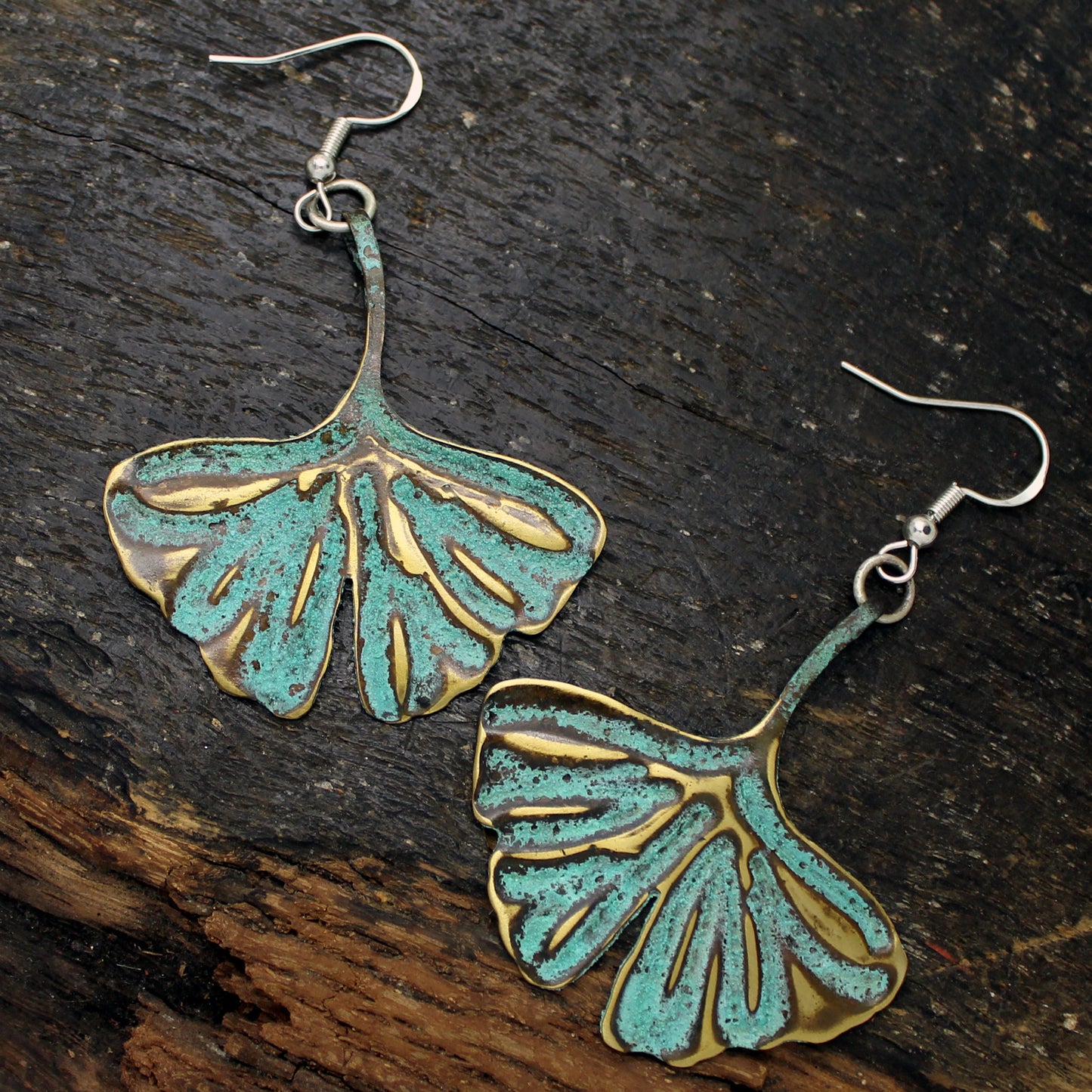 Pendientes hoja de Ginkgo Biloba en latón y plata 925