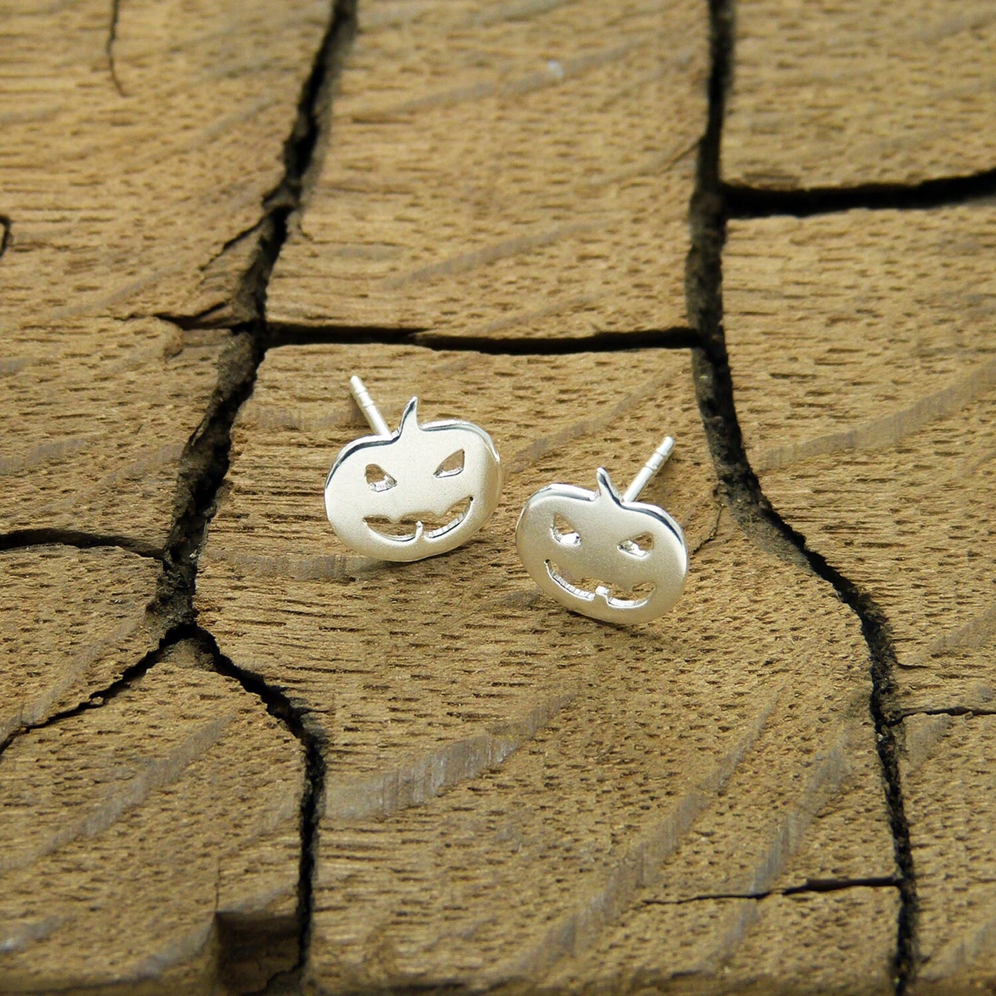 925 silver pumpkin earrings for Halloween