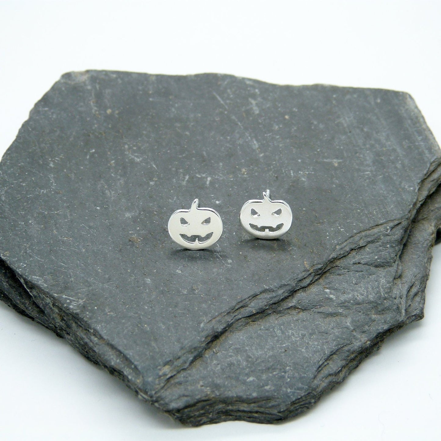 925 silver pumpkin earrings for Halloween