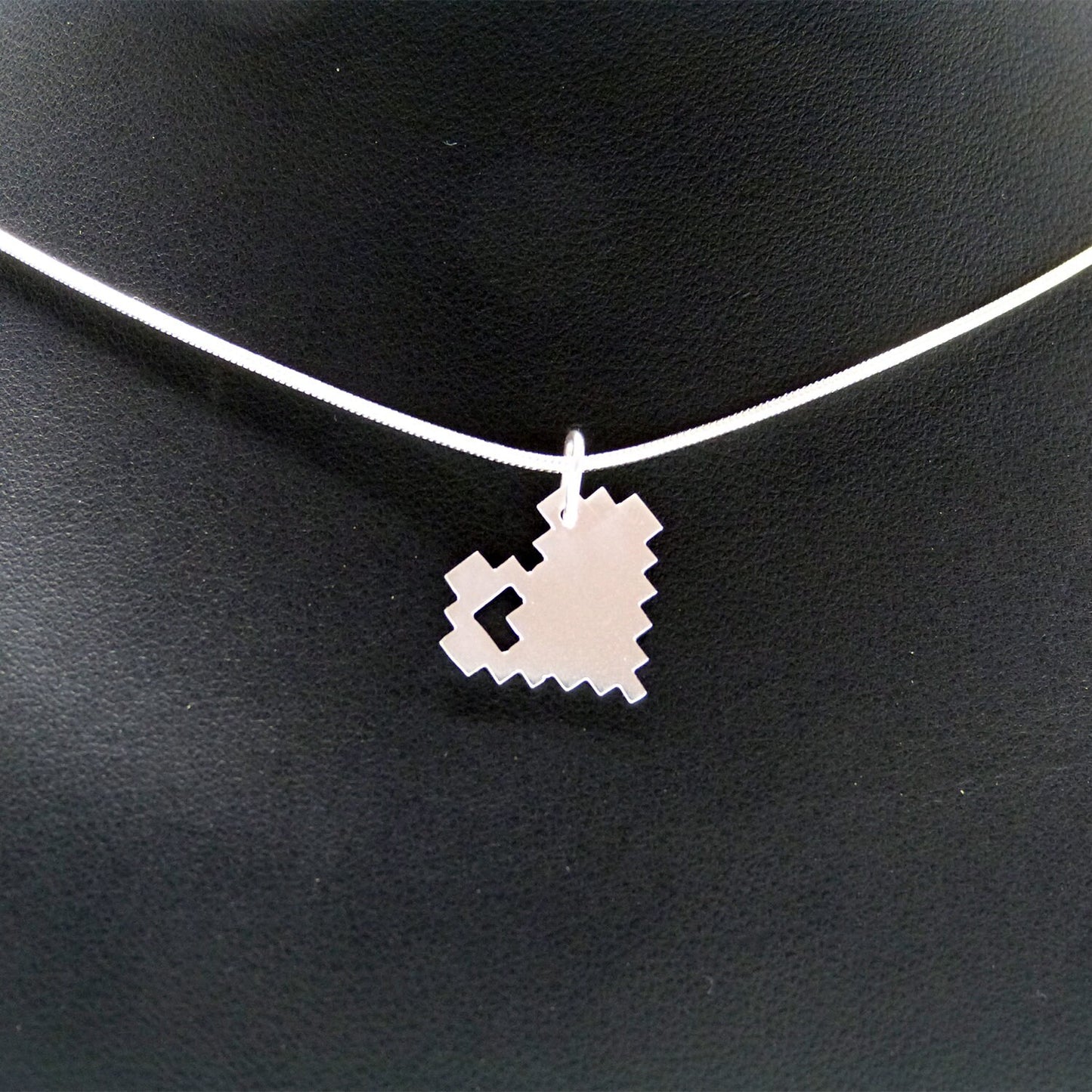 925 silver 8-bit heart necklace