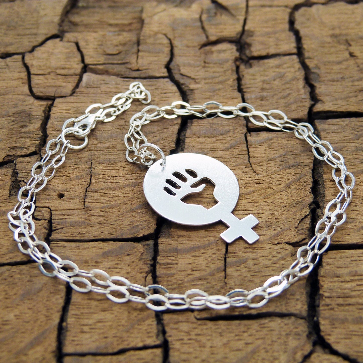 Women Power 02 pendant in 925 silver