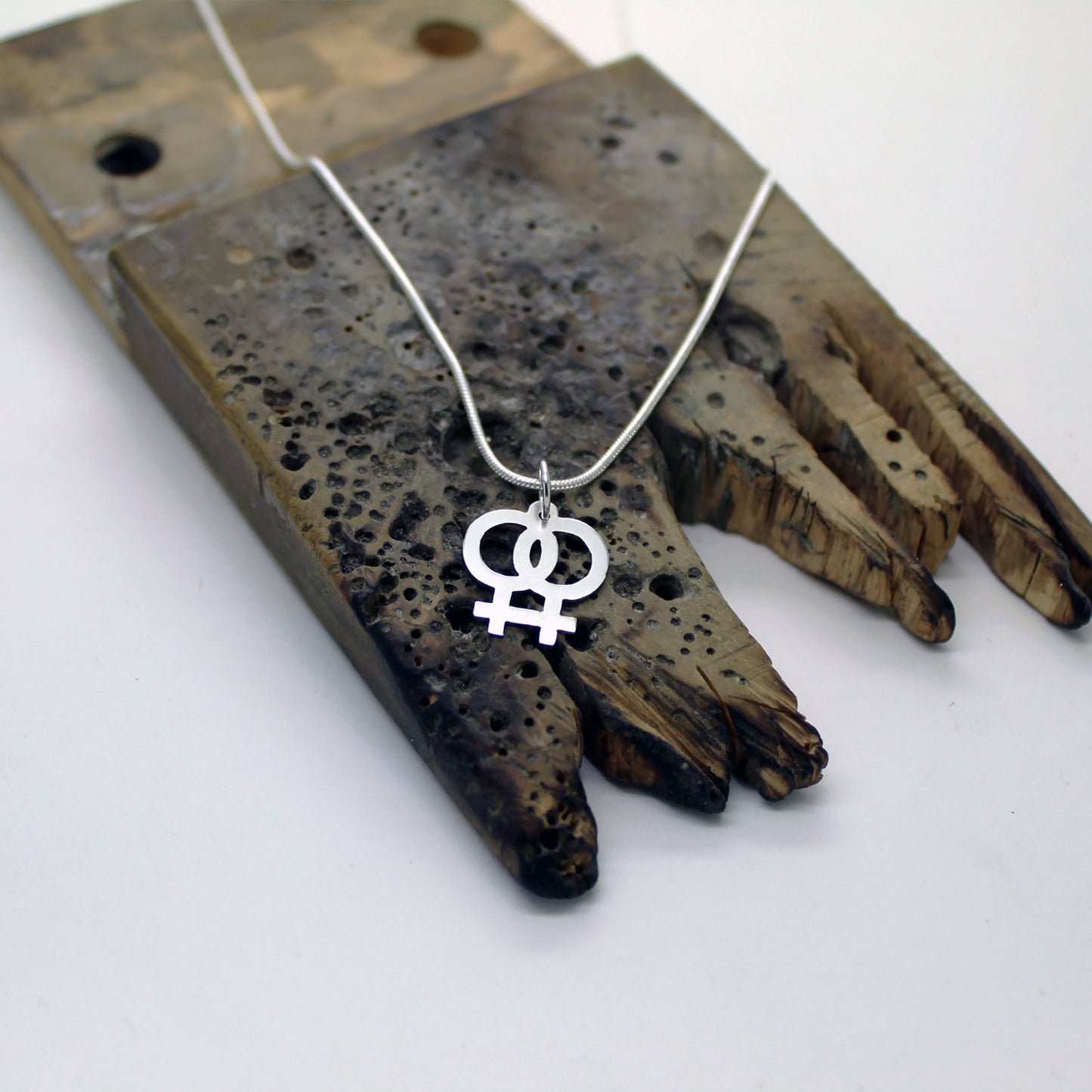 925 silver female symbols pendant